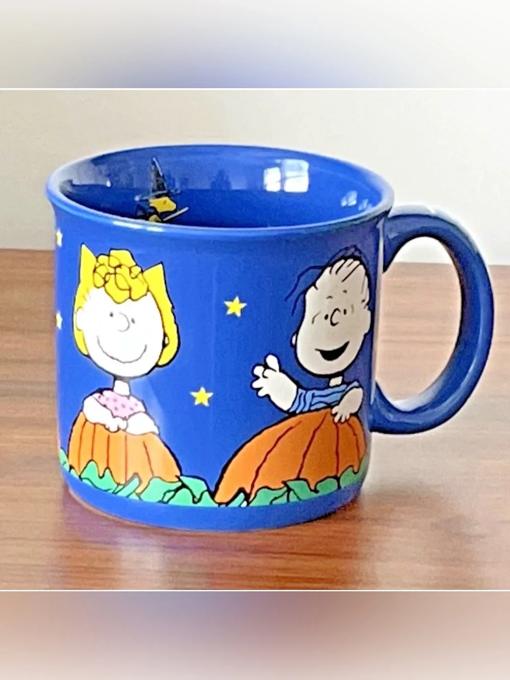Peanuts Snoopy & Charlie Brown Blue Ceramic Mug Great Pumpkin Halloween
